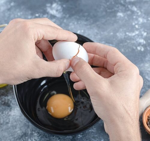 Warum lassen sich gekochte Eier schlecht pellen?