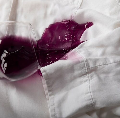 Wie Bekomme Ich Rotweinflecken Raus?